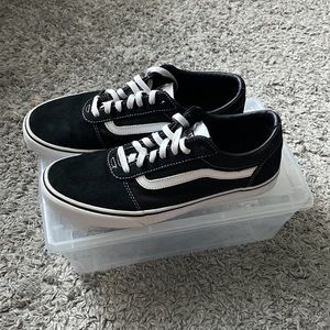 Vans Preowned men’s size 10.5
